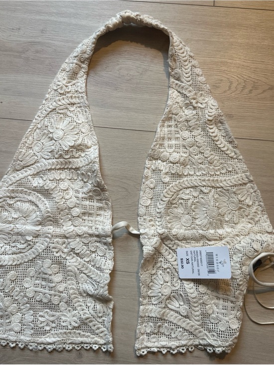 Windsor Tops - Windsor Cream Crochet Halter Crop Top